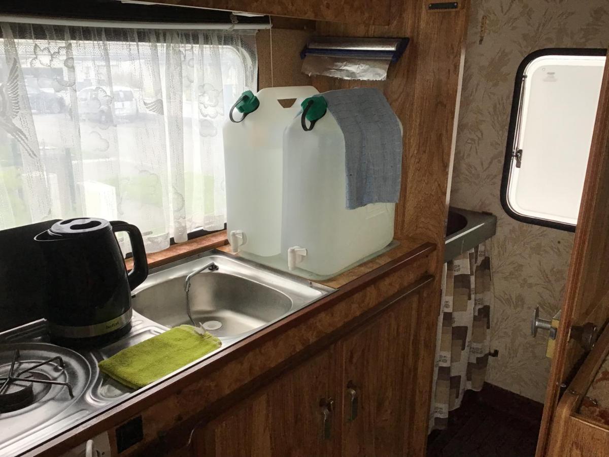 Vintage Caravane Les Attaques Exterior photo